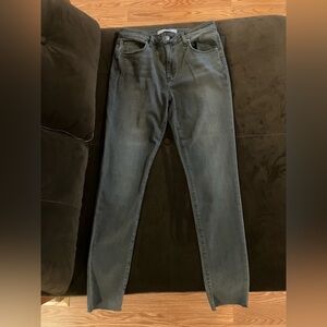 Brand New Joe’s Skinny Jeans size 28